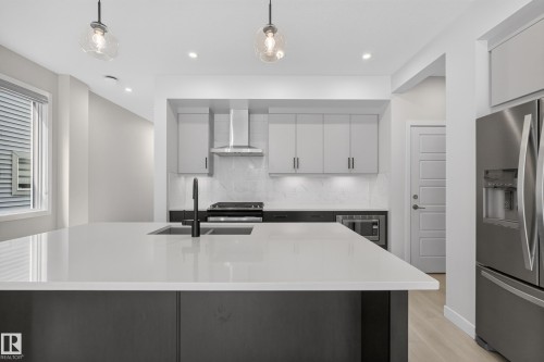 4872 Kinney Road Sw, Edmonton, AB 
