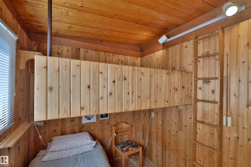 39 Sundance Beach, Rural Leduc County, AB - Indoor Photo Showing Other Room