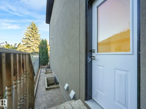 10821 128 Street Nw, Edmonton, AB 