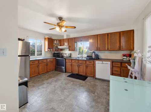 12403 92 Street Nw, Edmonton, AB 