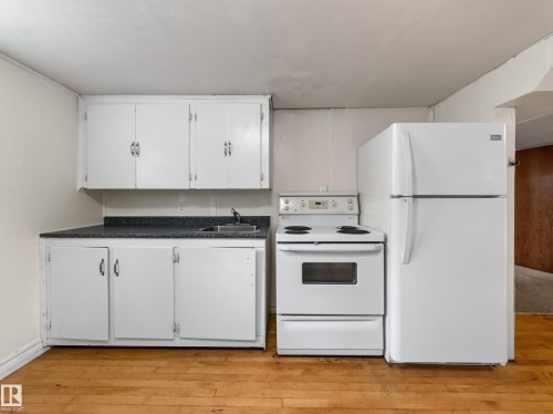 12403 92 Street Nw, Edmonton, AB 