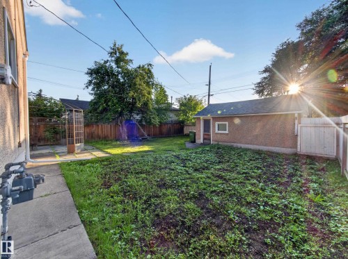 12403 92 Street Nw, Edmonton, AB 