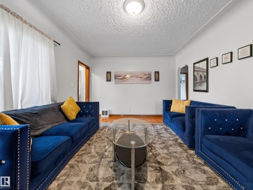 12403 92 Street Nw, Edmonton, AB 