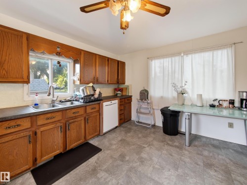 12403 92 Street Nw, Edmonton, AB 
