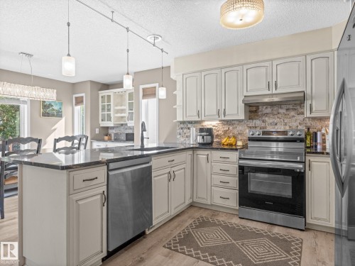 4 Rochelle Court, Beaumont, AB 