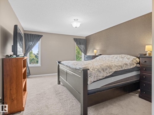 4 Rochelle Court, Beaumont, AB 