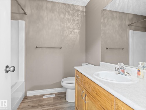 4 Rochelle Court, Beaumont, AB 