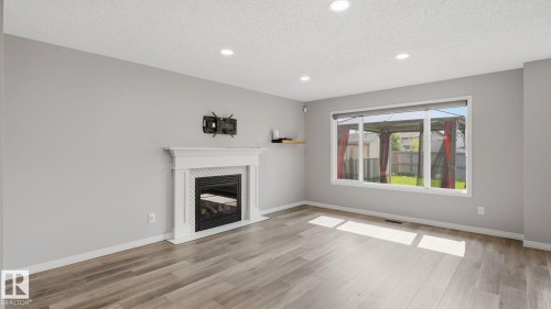 3613 167A Avenue Nw, Edmonton, AB 