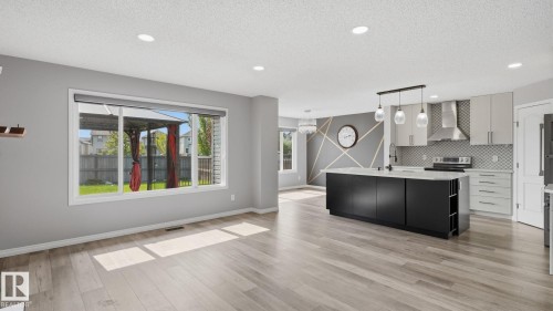 3613 167A Avenue Nw, Edmonton, AB 
