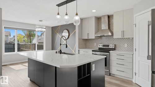3613 167A Avenue Nw, Edmonton, AB 