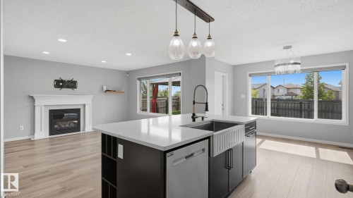 3613 167A Avenue Nw, Edmonton, AB 