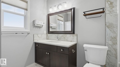 3613 167A Avenue Nw, Edmonton, AB 