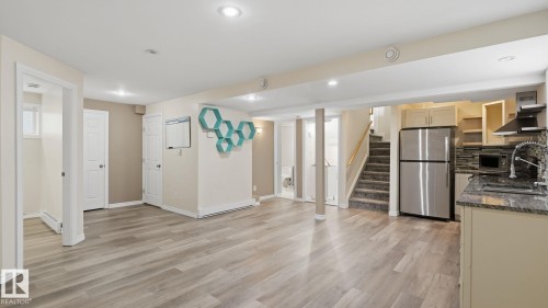 3613 167A Avenue Nw, Edmonton, AB 