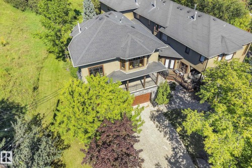 9404 100A Avenue Nw, Edmonton, AB 