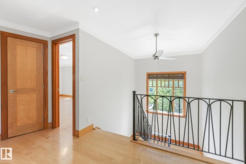 9404 100A Avenue Nw, Edmonton, AB 