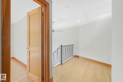 9404 100A Avenue Nw, Edmonton, AB 
