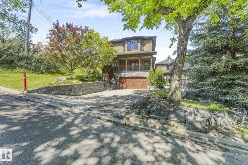 9404 100A Avenue Nw, Edmonton, AB 