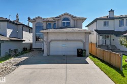 4711 152 Avenue NW  Edmonton, AB T5Y 3B7