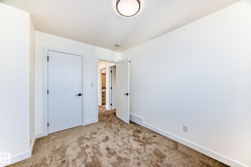 10721 70 Avenue Nw, Edmonton, AB - Indoor Photo Showing Other Room