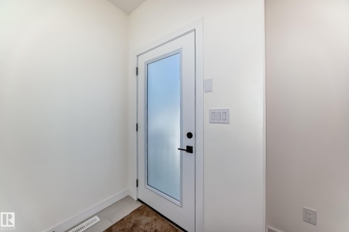 10721 70 Avenue Nw, Edmonton, AB - Indoor Photo Showing Other Room