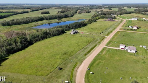 111 Buffalo Way, Rural Thorhild County, AB 