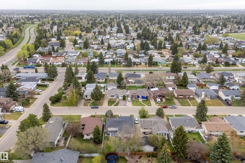 3515 105B Street Nw, Edmonton, AB 