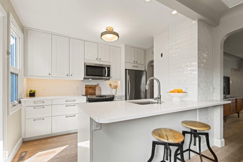 10741 70 Avenue Nw, Edmonton, AB 