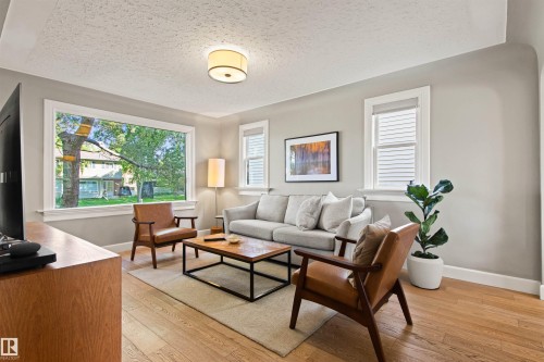 10741 70 Avenue Nw, Edmonton, AB 