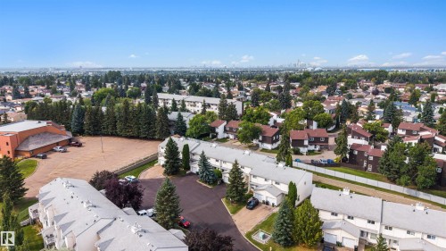 #17 3520 60 St Nw, Edmonton, AB 