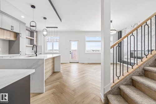 416 Pine Point(E), Leduc, AB 