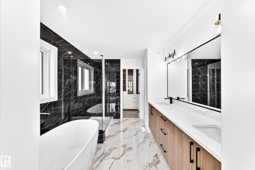 753 Astoria Way, Devon, AB 