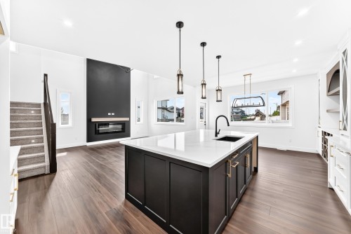 753 Astoria Way, Devon, AB 
