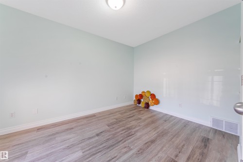 13023 Hudson Way Nw, Edmonton, AB 