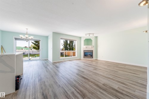 13023 Hudson Way Nw, Edmonton, AB 