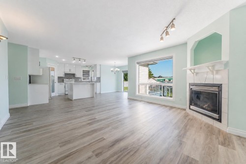 13023 Hudson Way Nw, Edmonton, AB 