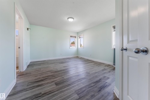 13023 Hudson Way Nw, Edmonton, AB 