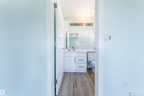 13023 Hudson Way Nw, Edmonton, AB 