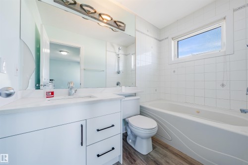 13023 Hudson Way Nw, Edmonton, AB 