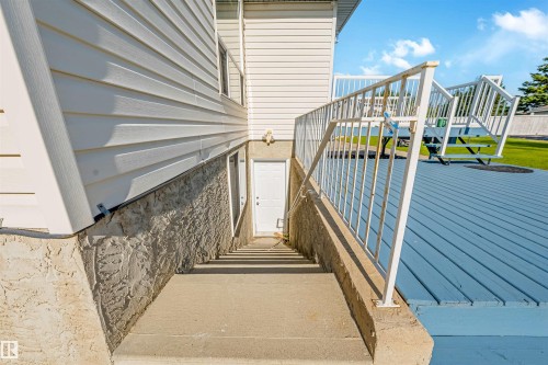 13023 Hudson Way Nw, Edmonton, AB 