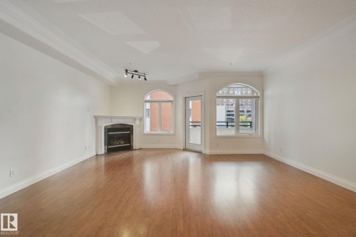 #203 10178 117 St Nw, Edmonton, AB 