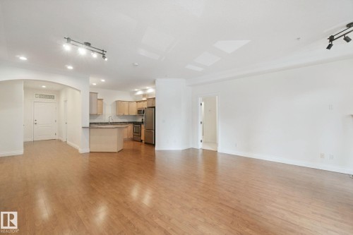 #203 10178 117 St Nw, Edmonton, AB 