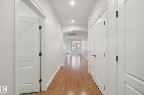 #203 10178 117 St Nw, Edmonton, AB 