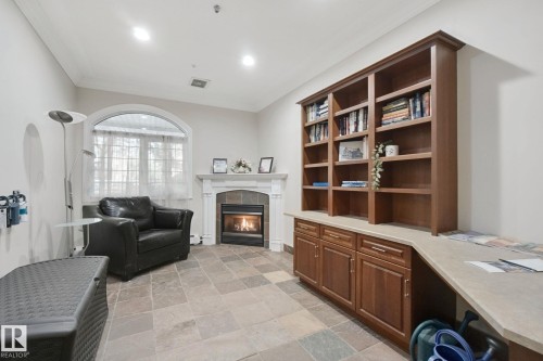 Off Lobby - #203 10178 117 St Nw, Edmonton, AB 