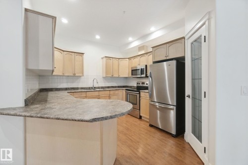 #203 10178 117 St Nw, Edmonton, AB 