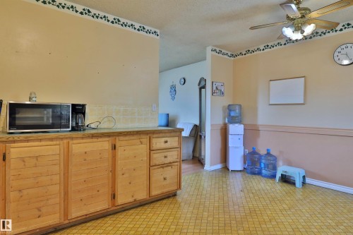 4416 56 Avenue, Wetaskiwin, AB 