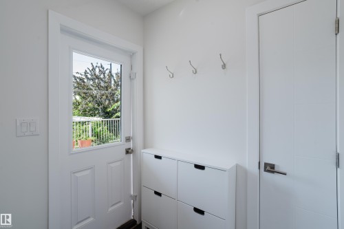 11455 111A Avenue Nw, Edmonton, AB - Indoor Photo Showing Other Room