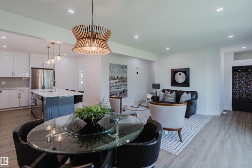 11455 111A Avenue Nw, Edmonton, AB - Indoor Photo Showing Other Room