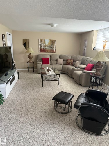 4452 40 Street, Drayton Valley, AB 