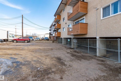 #B01 10620 104 St Nw, Edmonton, AB 