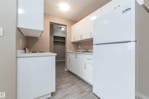#B01 10620 104 St Nw, Edmonton, AB 